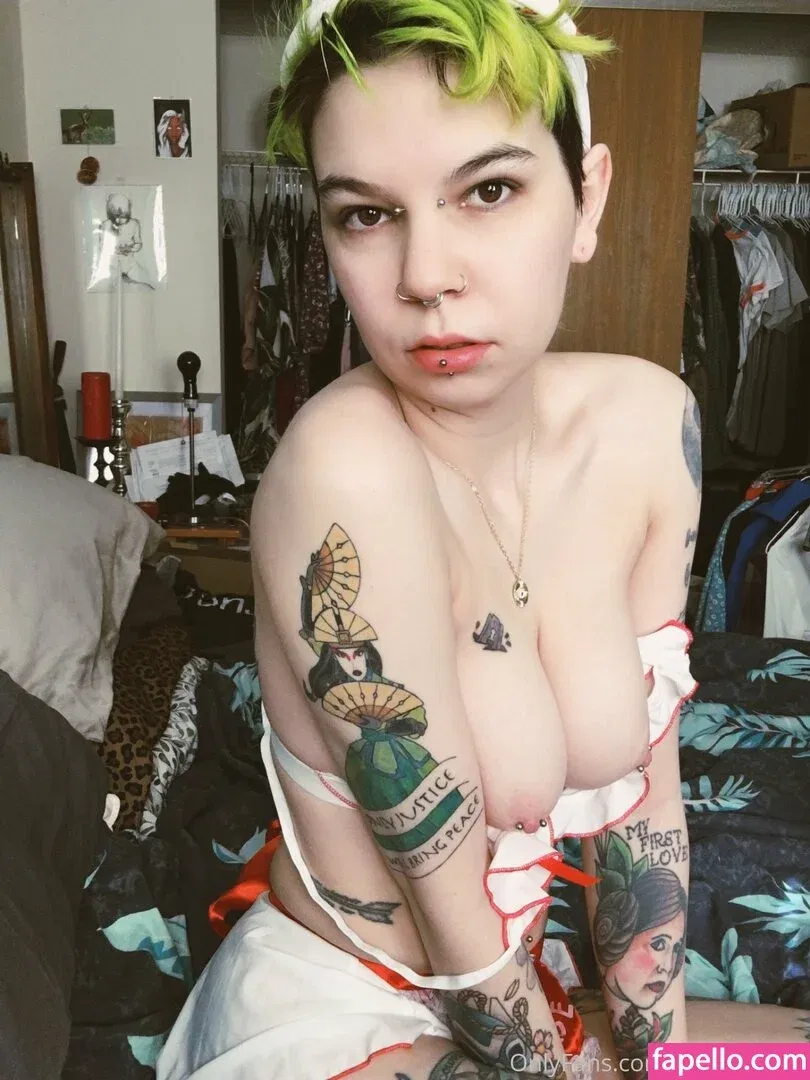 c0meonaileen / c0meoneileen Onlyfans Photo Gallery 