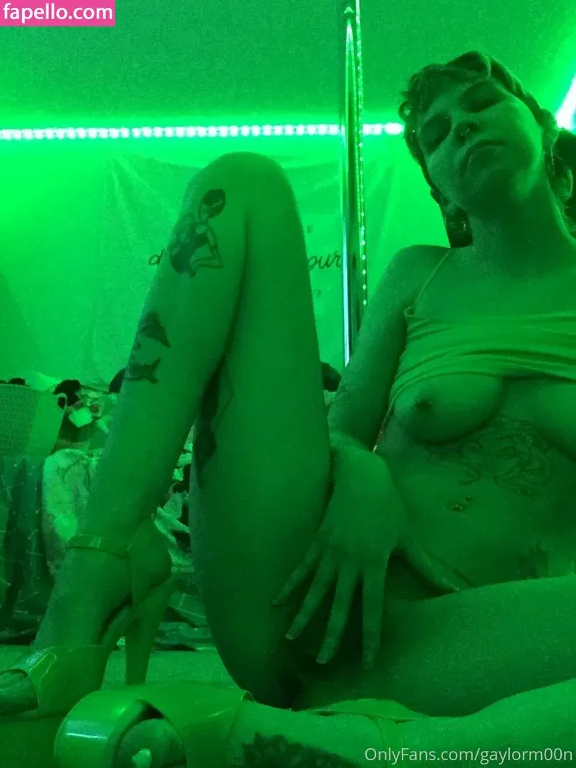 c0meonaileen / c0meoneileen Onlyfans Photo Gallery 