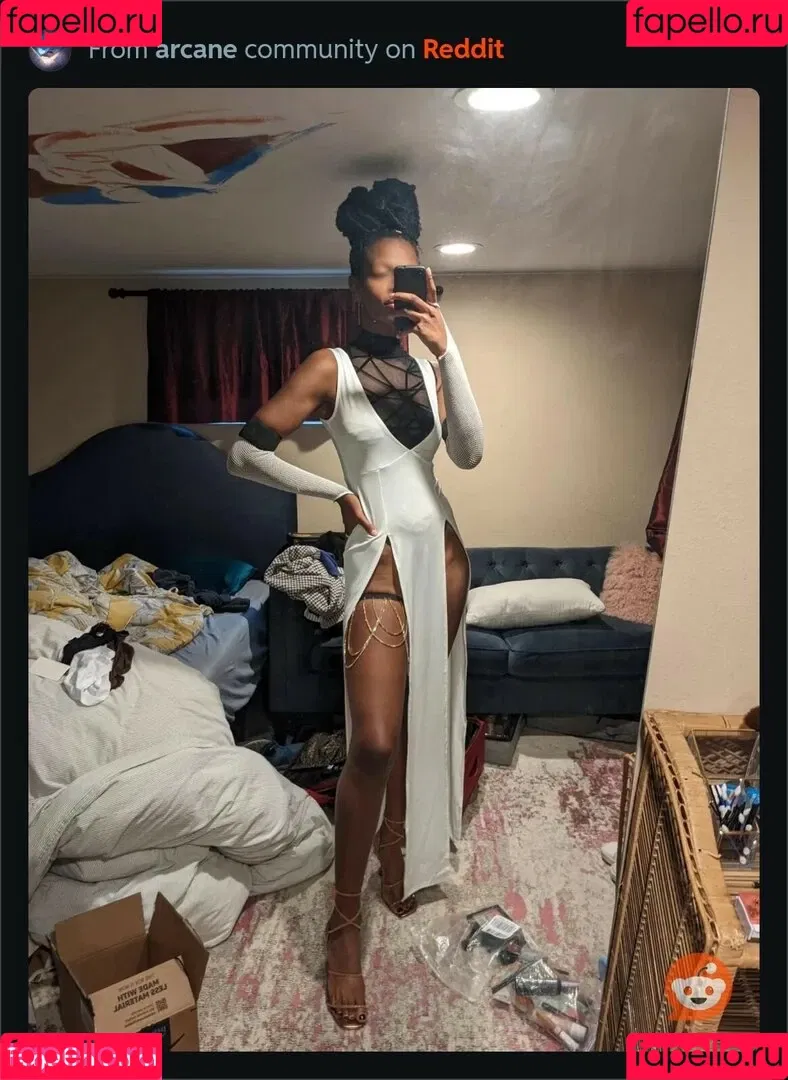 Autumn / autumn.busayo / autumnbusayo / sveltegoddess Onlyfans Photo Gallery 
