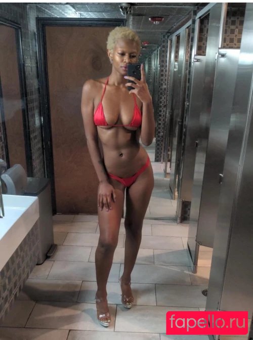 Autumn Nude Onlyfans Photo 42