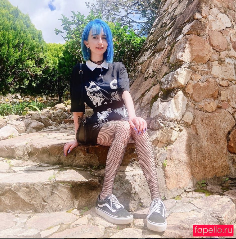 Stephanie Nude Onlyfans Photo 37