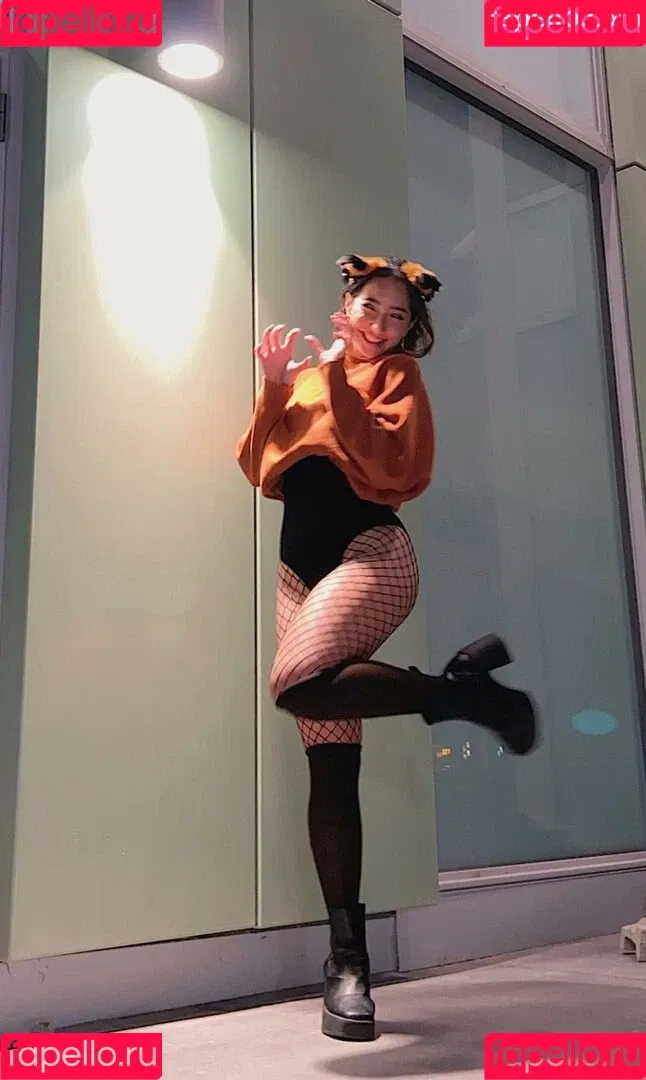 Sabrina Pezeshkian / sabababaroo / sabadabadoodle Onlyfans Photo Gallery 