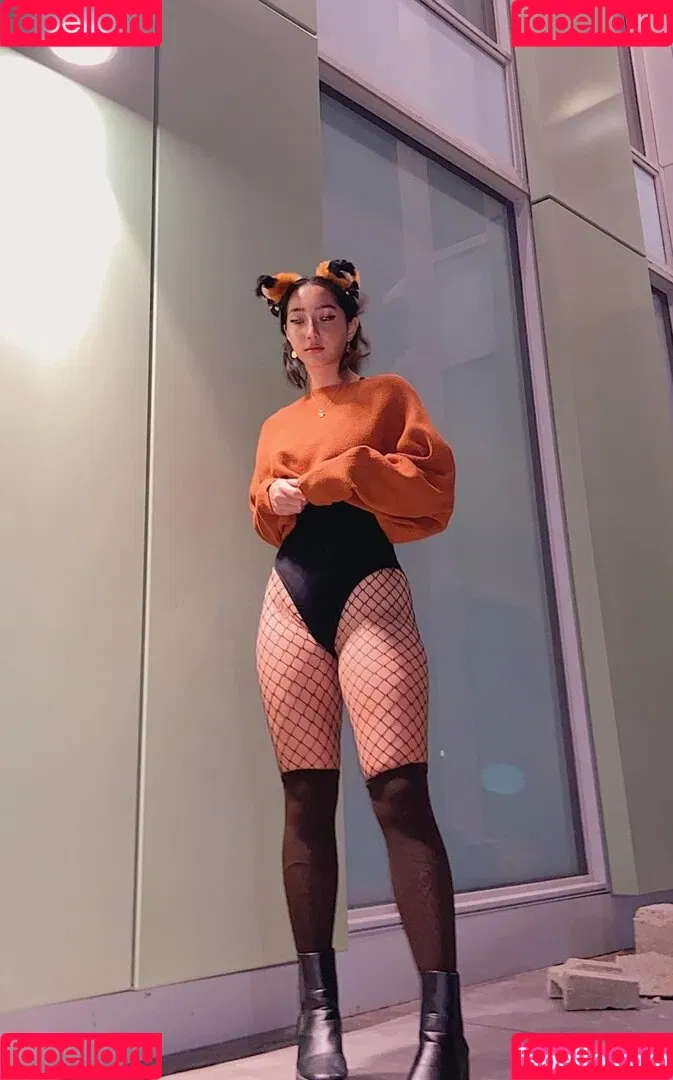Sabrina Pezeshkian / sabababaroo / sabadabadoodle Onlyfans Photo Gallery 