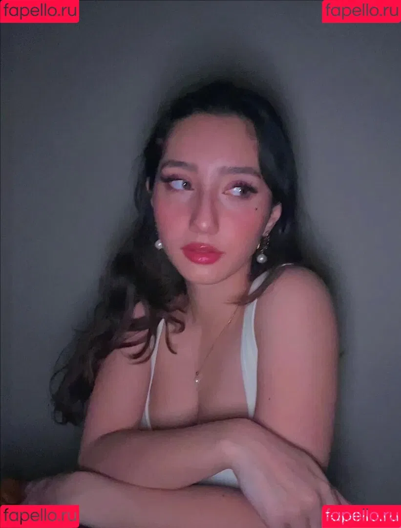 Sabrina Pezeshkian / sabababaroo / sabadabadoodle Onlyfans Photo Gallery 