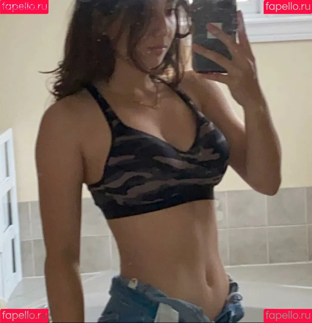 Sabrina Pezeshkian / sabababaroo / sabadabadoodle Onlyfans Photo Gallery 