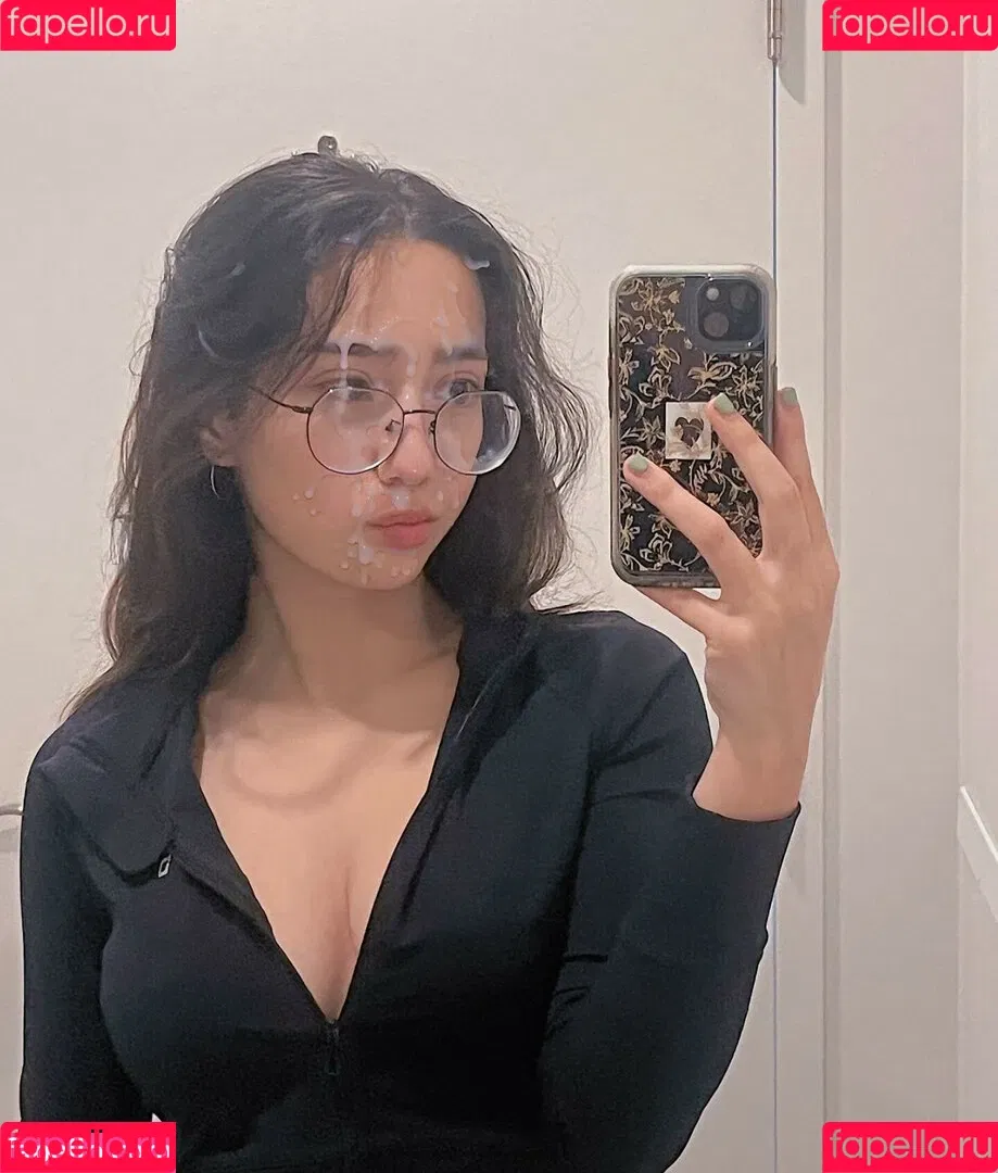 Sabrina Pezeshkian / sabababaroo / sabadabadoodle Onlyfans Photo Gallery 