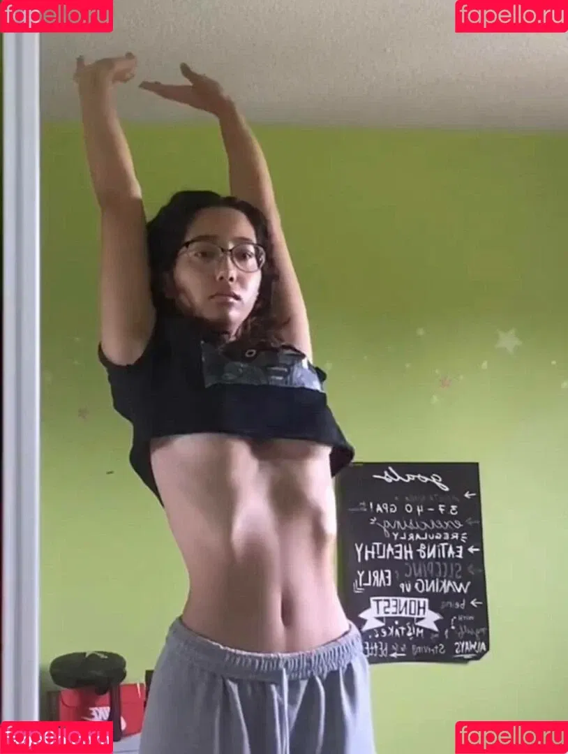 Sabrina Pezeshkian / sabababaroo / sabadabadoodle Onlyfans Photo Gallery 