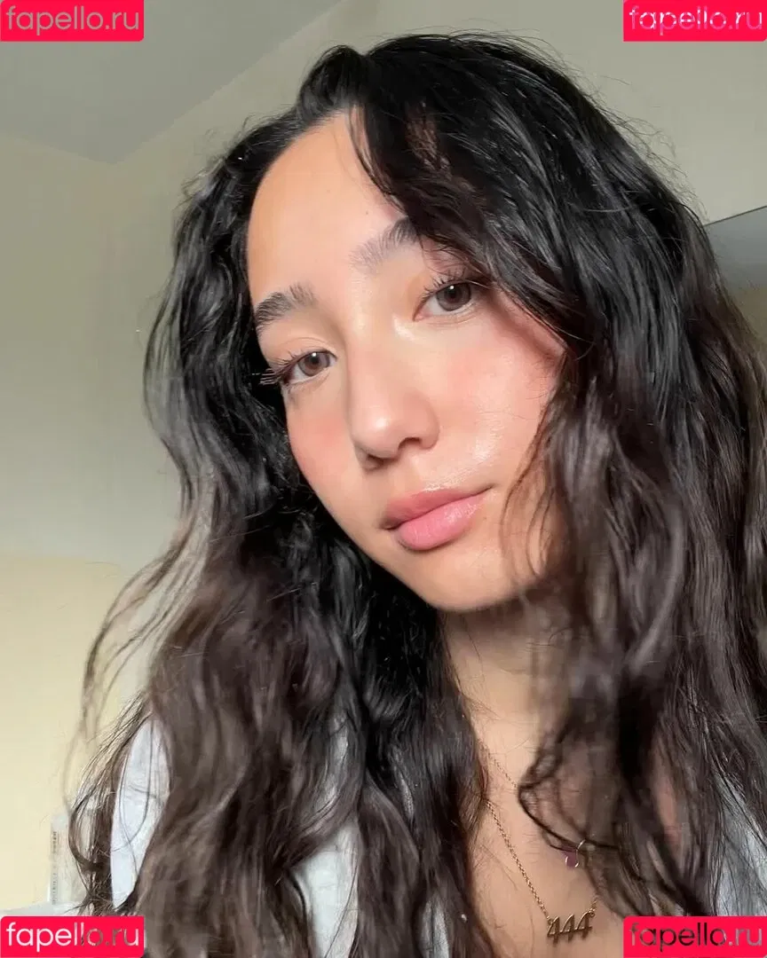 Sabrina Pezeshkian / sabababaroo / sabadabadoodle Onlyfans Photo Gallery 