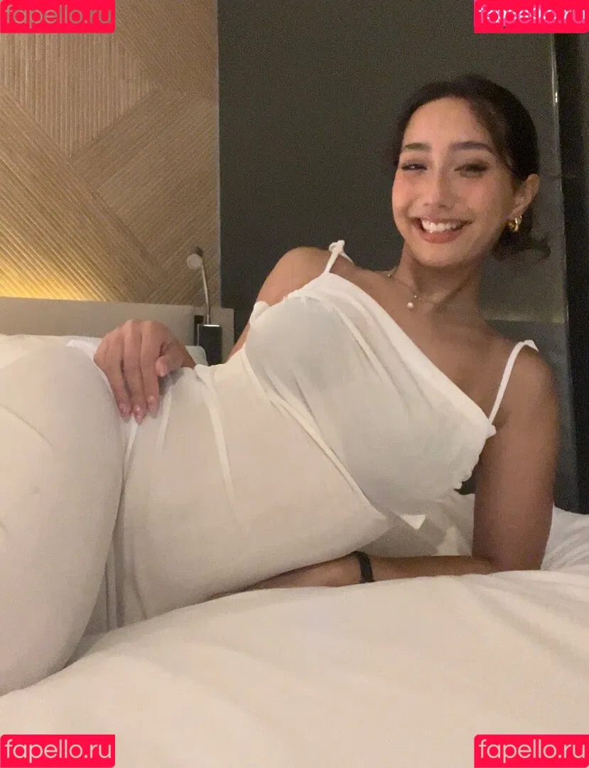 Sabrina Pezeshkian / sabababaroo / sabadabadoodle Onlyfans Photo Gallery 