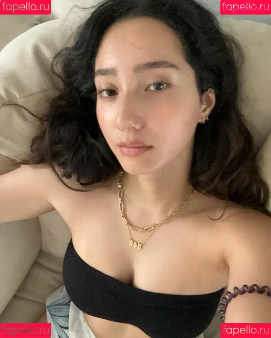 Sabrina Pezeshkian / sabababaroo / sabadabadoodle Onlyfans Photo Gallery 