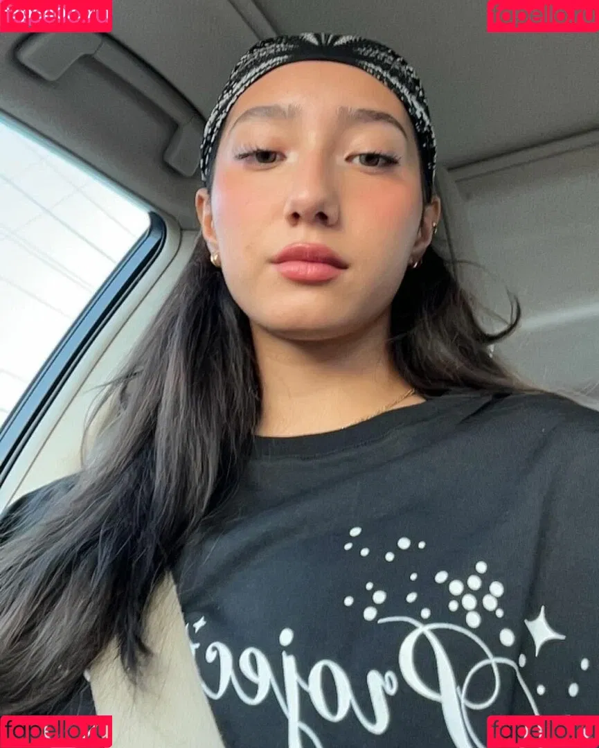 Sabrina Pezeshkian / sabababaroo / sabadabadoodle Onlyfans Photo Gallery 