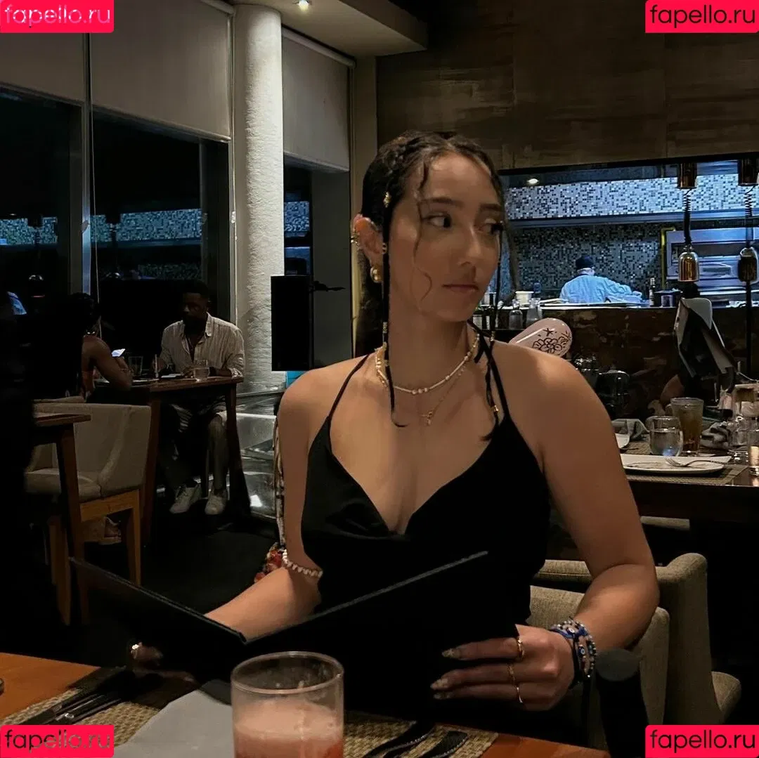 Sabrina Pezeshkian / sabababaroo / sabadabadoodle Onlyfans Photo Gallery 