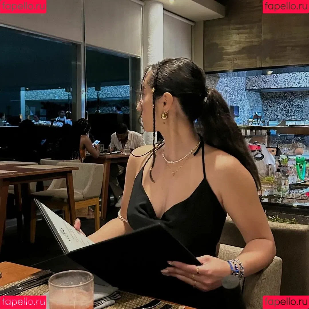 Sabrina Pezeshkian / sabababaroo / sabadabadoodle Onlyfans Photo Gallery 