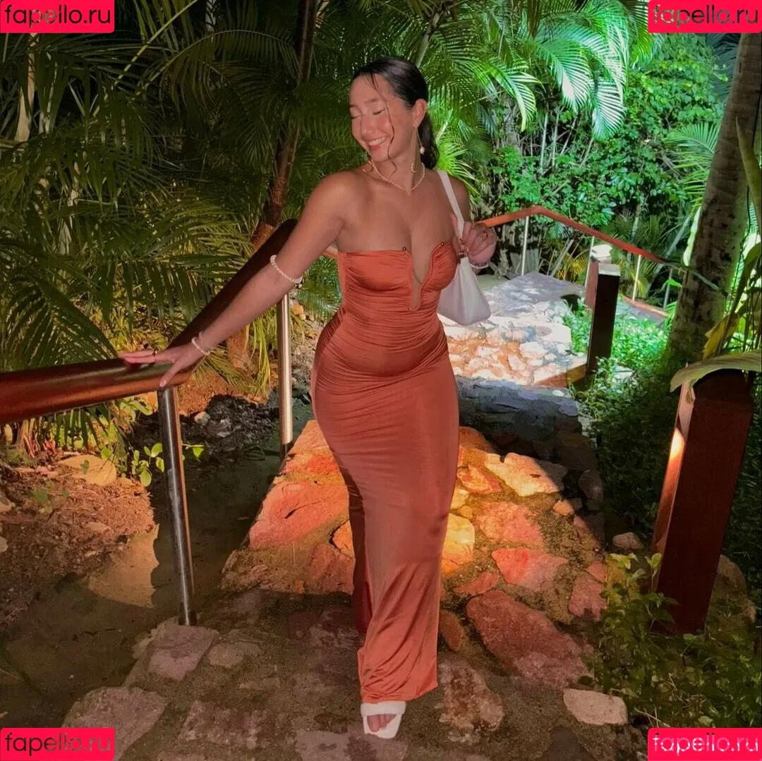Sabrina Pezeshkian / sabababaroo / sabadabadoodle Onlyfans Photo Gallery 