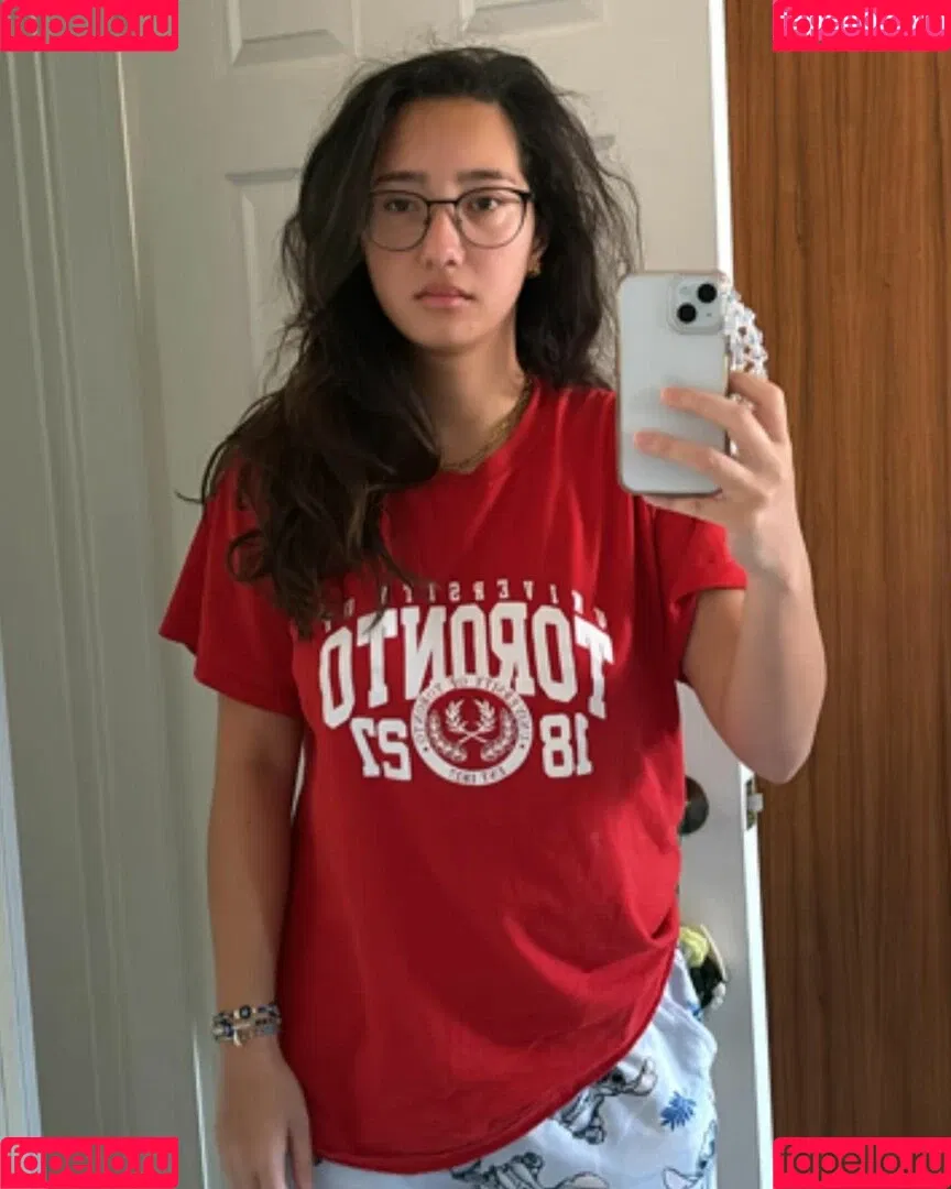Sabrina Pezeshkian / sabababaroo / sabadabadoodle Onlyfans Photo Gallery 