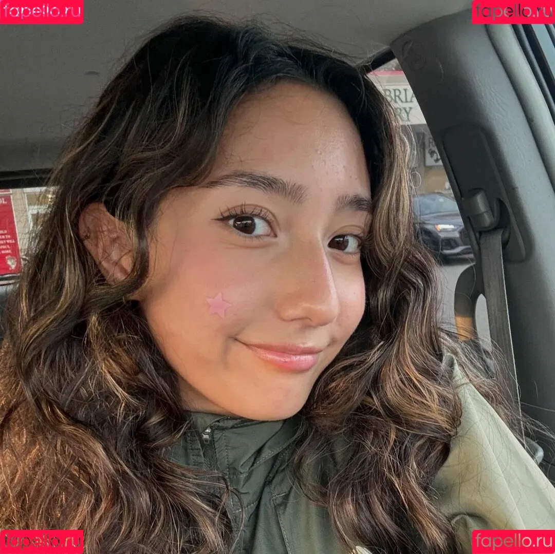 Sabrina Pezeshkian / sabababaroo / sabadabadoodle Onlyfans Photo Gallery 