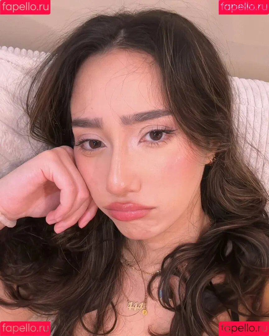 Sabrina Pezeshkian / sabababaroo / sabadabadoodle Onlyfans Photo Gallery 