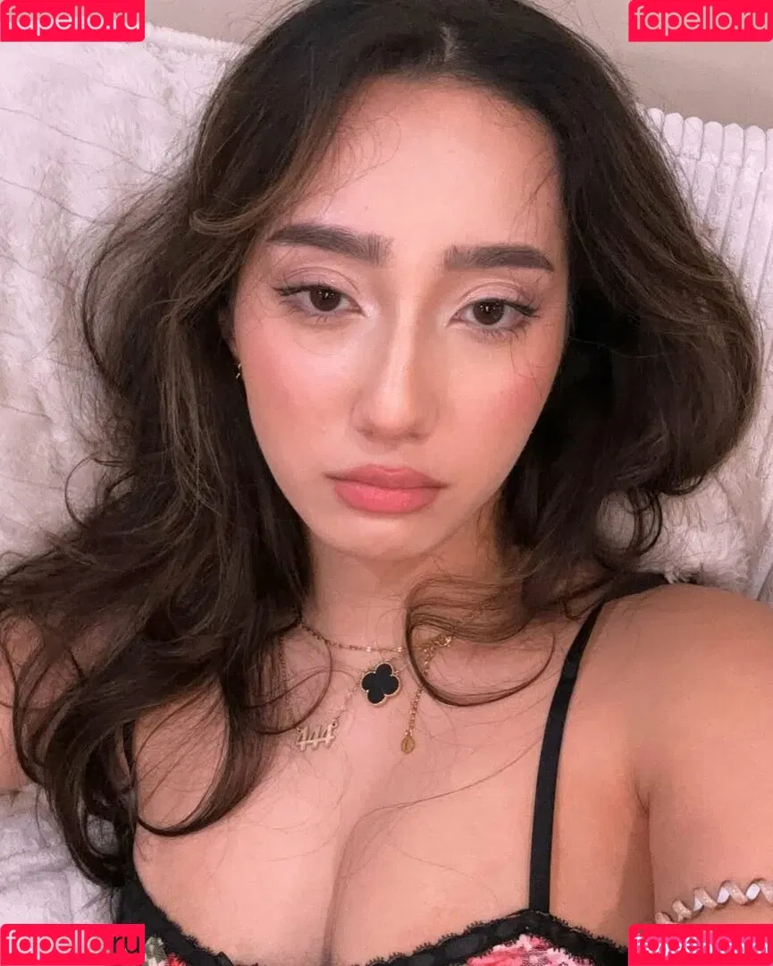 Sabrina Pezeshkian / sabababaroo / sabadabadoodle Onlyfans Photo Gallery 