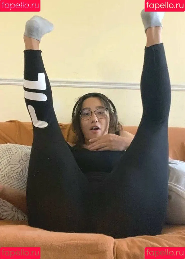 Sabrina Pezeshkian / sabababaroo / sabadabadoodle Onlyfans Photo Gallery 