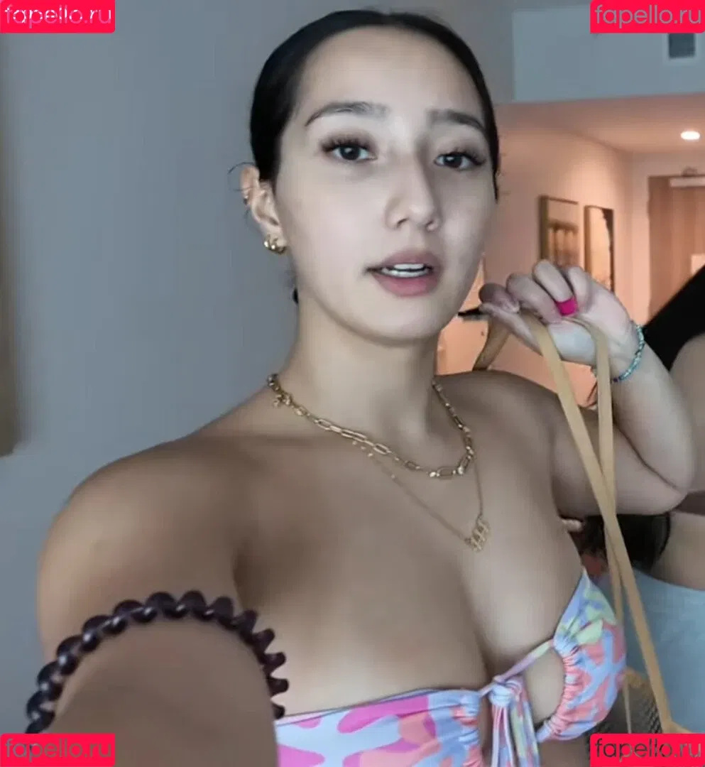 Sabrina Pezeshkian / sabababaroo / sabadabadoodle Onlyfans Photo Gallery 