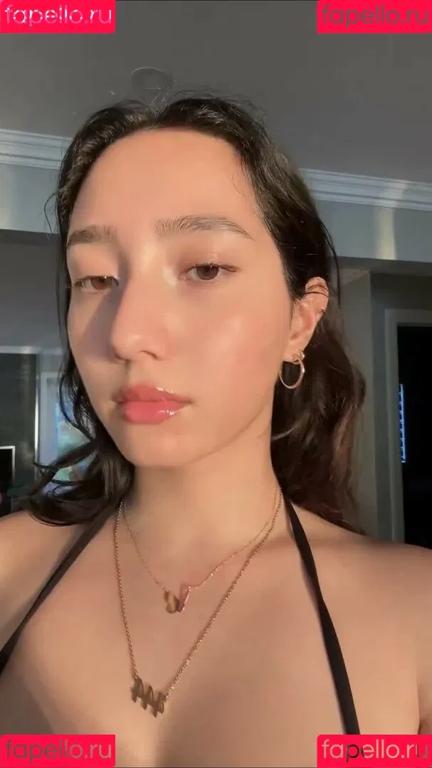 Sabrina Pezeshkian / sabababaroo / sabadabadoodle Onlyfans Photo Gallery 