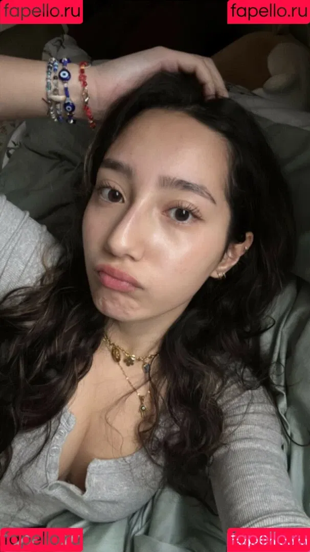 Sabrina Pezeshkian / sabababaroo / sabadabadoodle Onlyfans Photo Gallery 