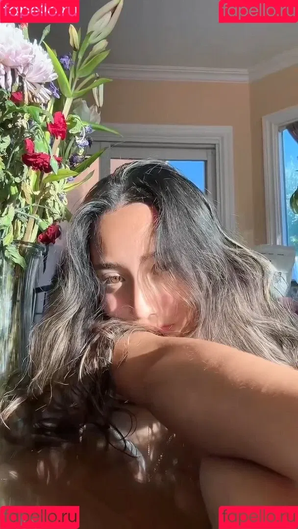 Sabrina Pezeshkian / sabababaroo / sabadabadoodle Onlyfans Photo Gallery 
