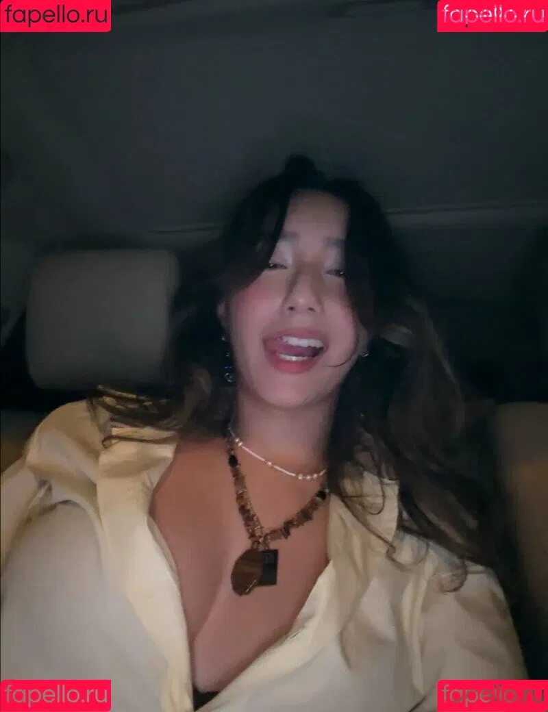 Sabrina Pezeshkian / sabababaroo / sabadabadoodle Onlyfans Photo Gallery 