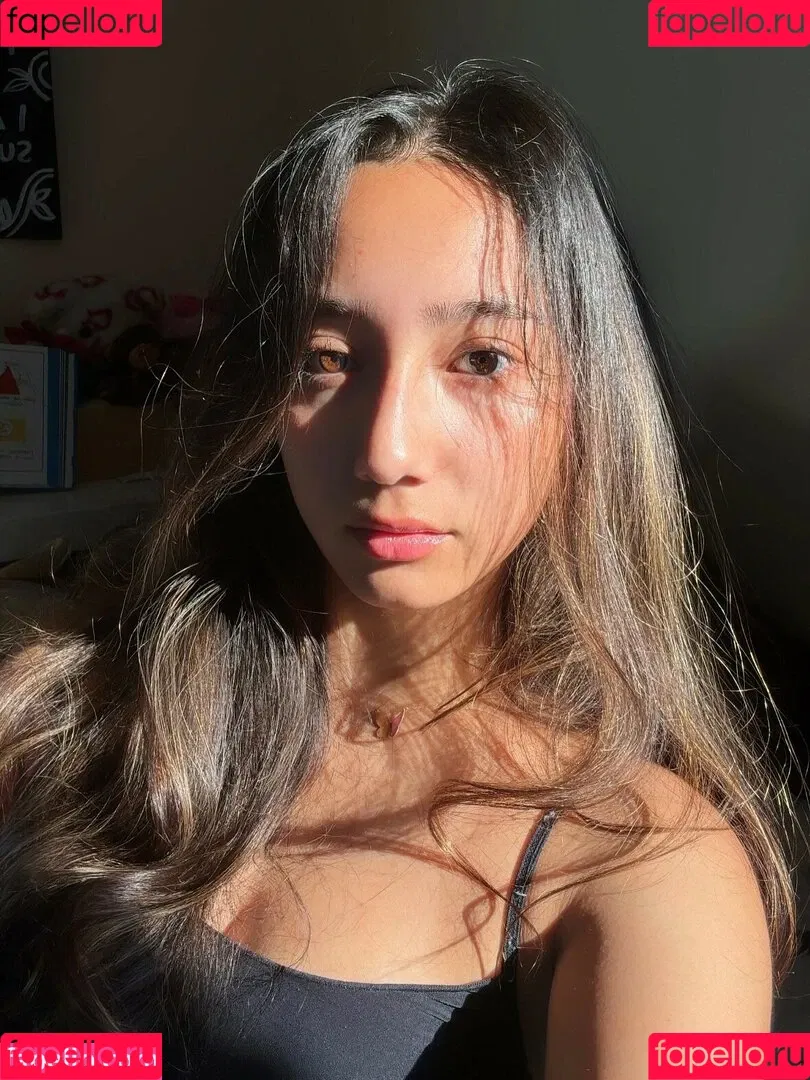 Sabrina Pezeshkian / sabababaroo / sabadabadoodle Onlyfans Photo Gallery 