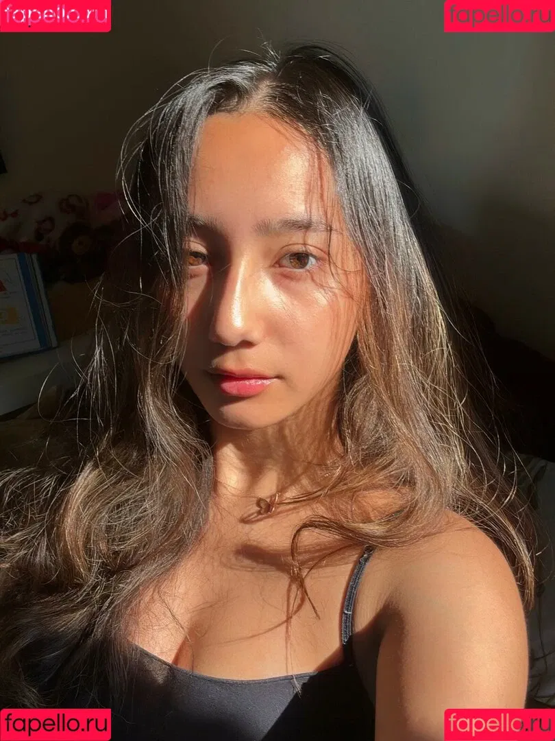 Sabrina Pezeshkian / sabababaroo / sabadabadoodle Onlyfans Photo Gallery 