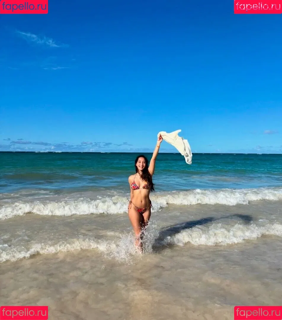 Sabrina Pezeshkian / sabababaroo / sabadabadoodle Onlyfans Photo Gallery 