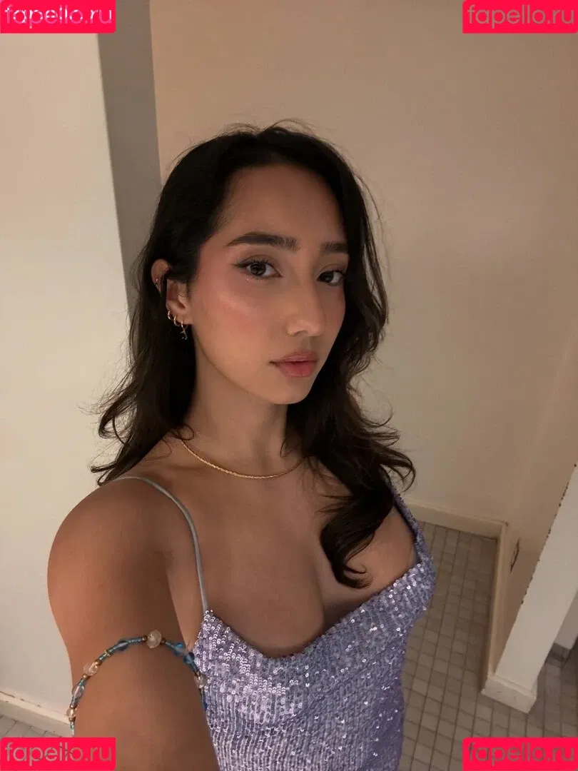 Sabrina Pezeshkian / sabababaroo / sabadabadoodle Onlyfans Photo Gallery 