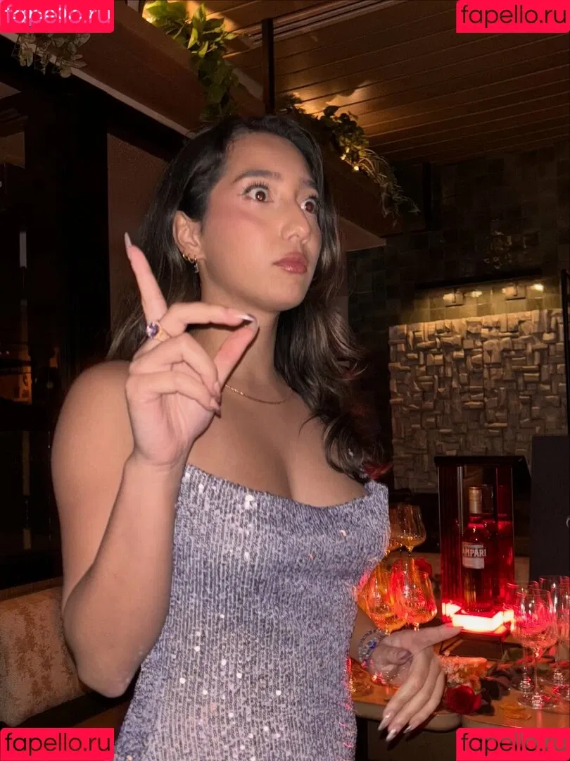 Sabrina Pezeshkian / sabababaroo / sabadabadoodle Onlyfans Photo Gallery 