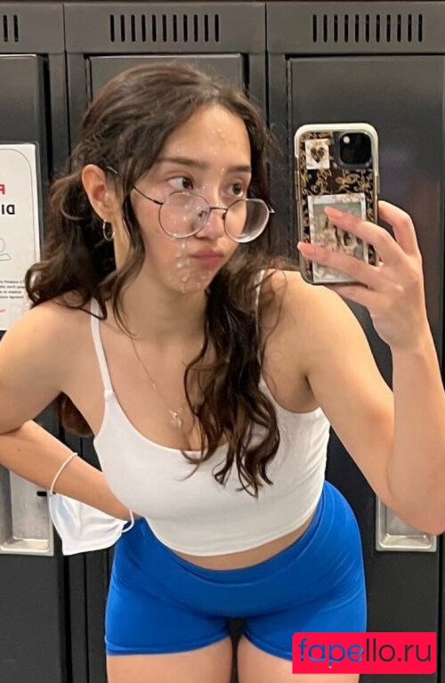 Sabrina Pezeshkian / sabababaroo / sabadabadoodle Onlyfans Photo Gallery 