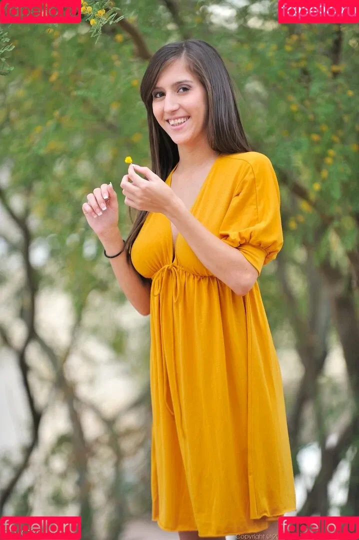 April O'neil / heyitsapril / heyitsapriloneil Onlyfans Photo Gallery 