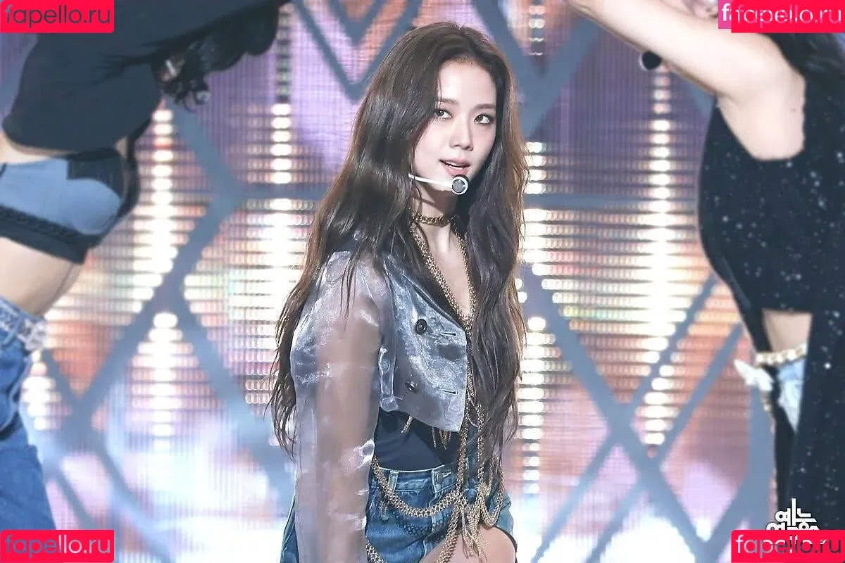 BLACKPINK / Jisoo / qenshizu / sooyaaa__ Onlyfans Photo Gallery 