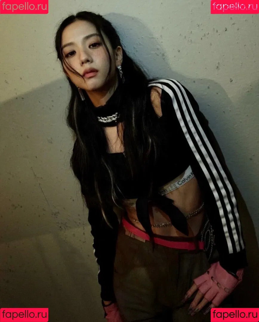 BLACKPINK / Jisoo / qenshizu / sooyaaa__ Onlyfans Photo Gallery 