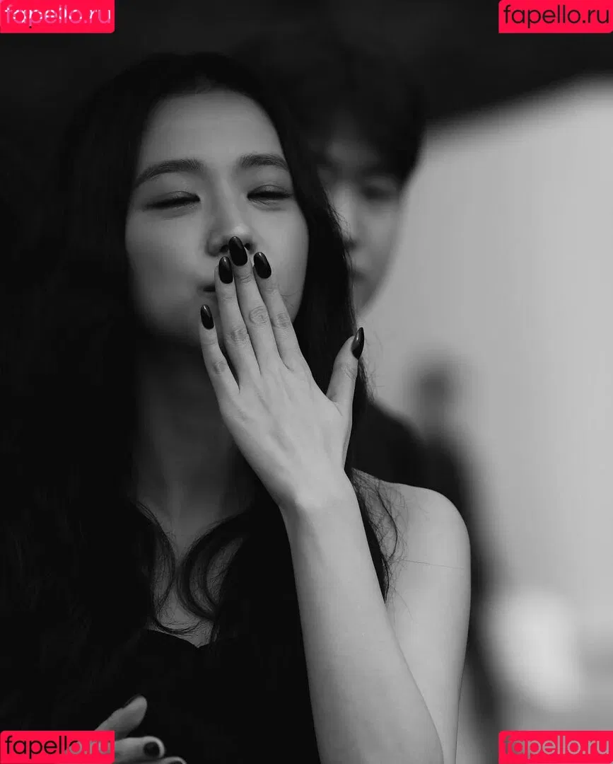 BLACKPINK / Jisoo / qenshizu / sooyaaa__ Onlyfans Photo Gallery 