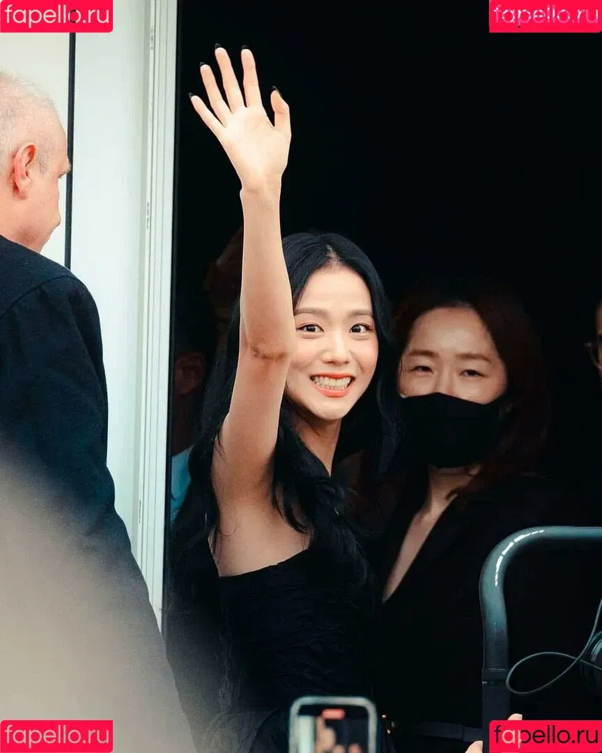 BLACKPINK / Jisoo / qenshizu / sooyaaa__ Onlyfans Photo Gallery 