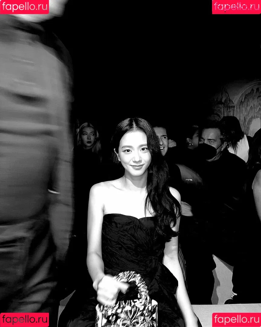 BLACKPINK / Jisoo / qenshizu / sooyaaa__ Onlyfans Photo Gallery 