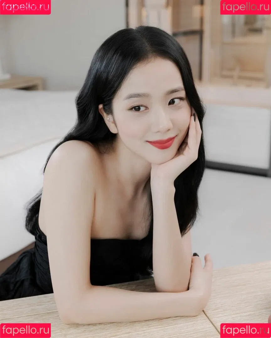 BLACKPINK / Jisoo / qenshizu / sooyaaa__ Onlyfans Photo Gallery 