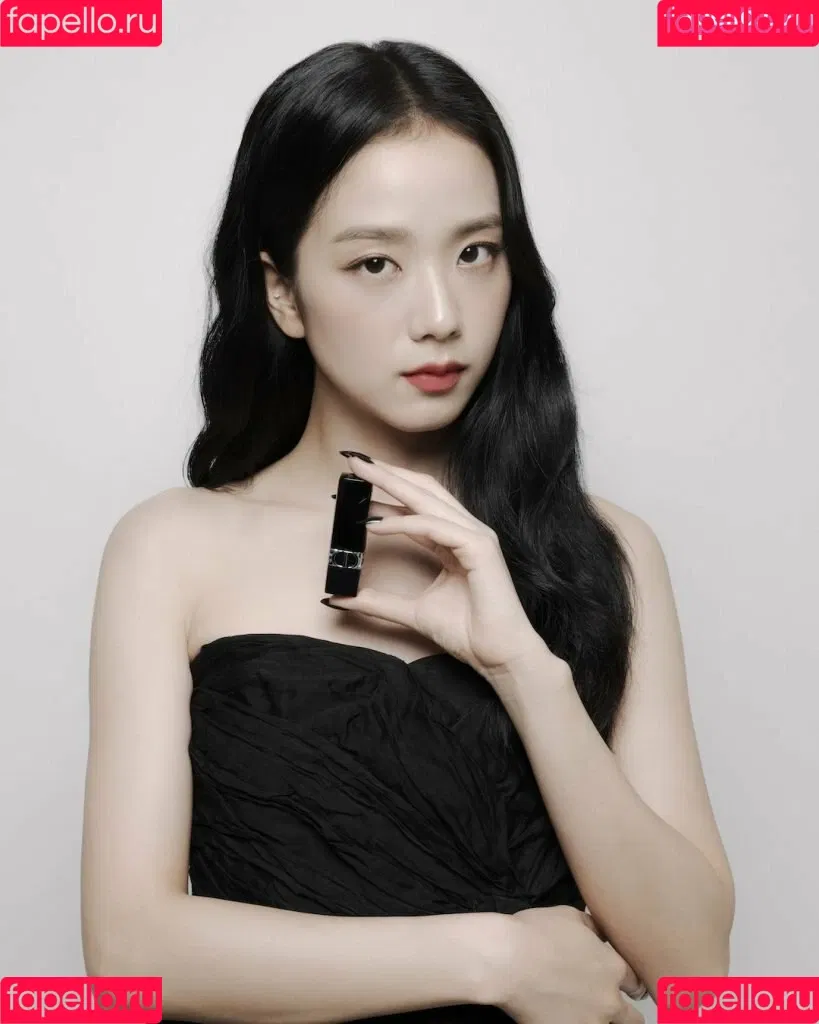 BLACKPINK / Jisoo / qenshizu / sooyaaa__ Onlyfans Photo Gallery 