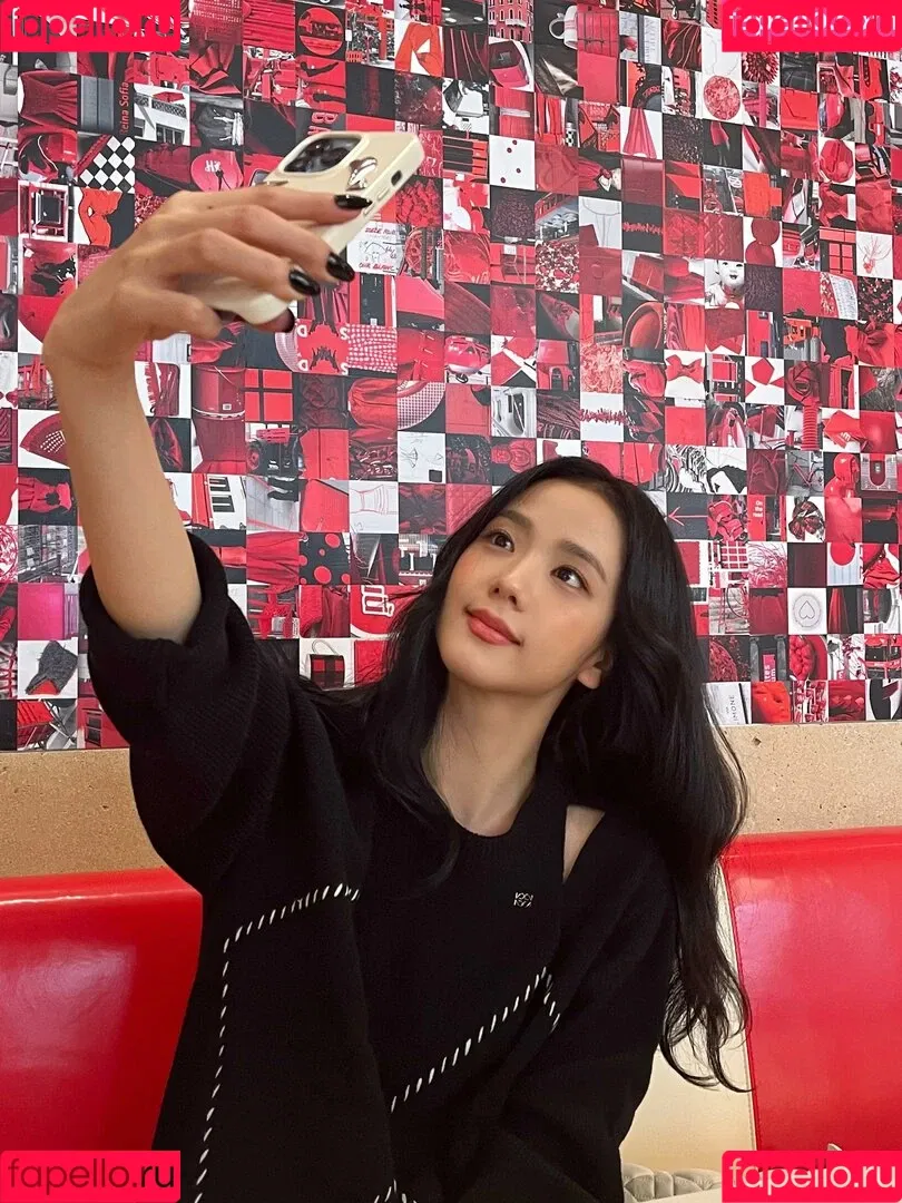 BLACKPINK / Jisoo / qenshizu / sooyaaa__ Onlyfans Photo Gallery 