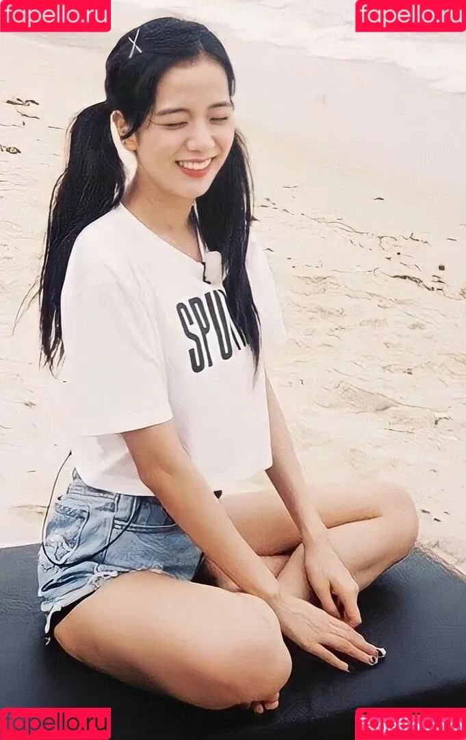 BLACKPINK / Jisoo / qenshizu / sooyaaa__ Onlyfans Photo Gallery 
