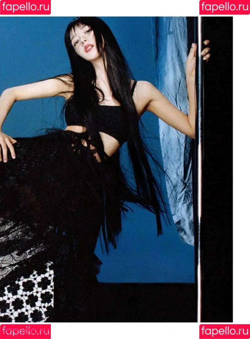 BLACKPINK / Jisoo / qenshizu / sooyaaa__ Onlyfans Photo Gallery 