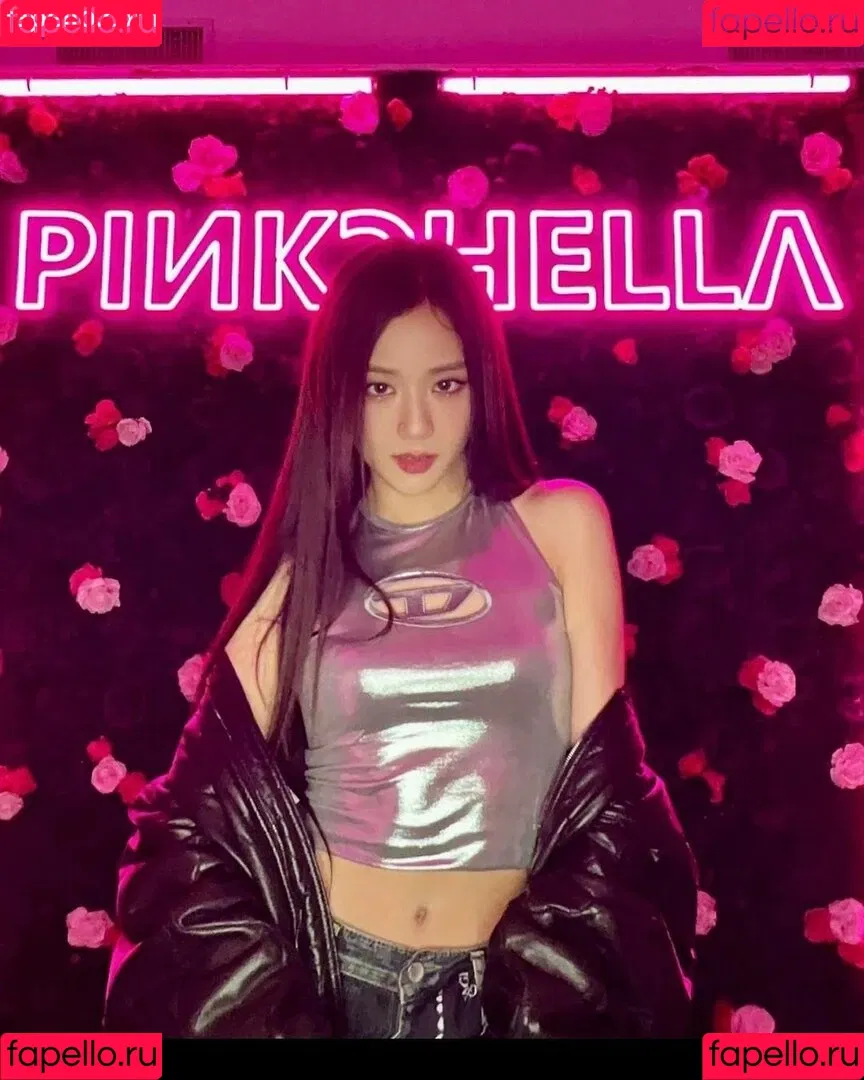 BLACKPINK / Jisoo / qenshizu / sooyaaa__ Onlyfans Photo Gallery 