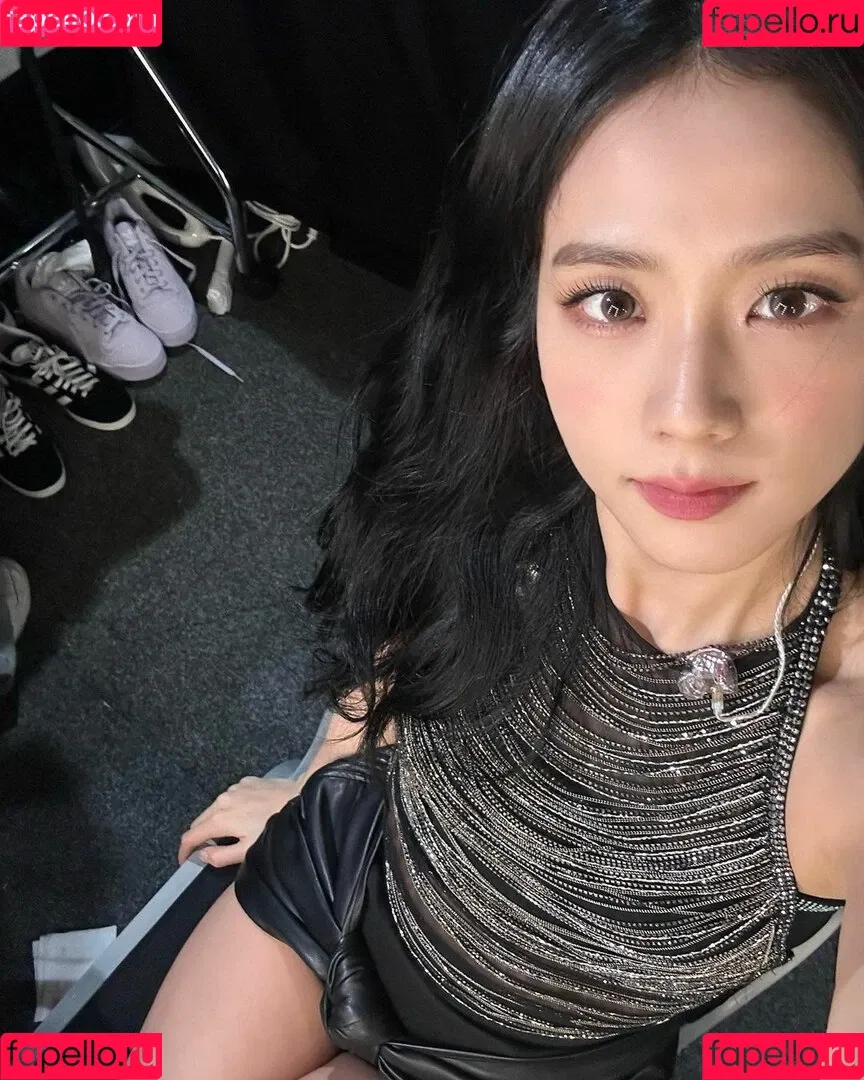 BLACKPINK / Jisoo / qenshizu / sooyaaa__ Onlyfans Photo Gallery 