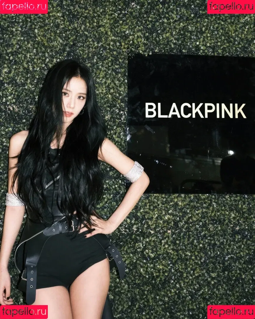 BLACKPINK / Jisoo / qenshizu / sooyaaa__ Onlyfans Photo Gallery 