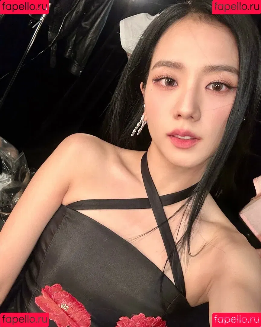 BLACKPINK / Jisoo / qenshizu / sooyaaa__ Onlyfans Photo Gallery 