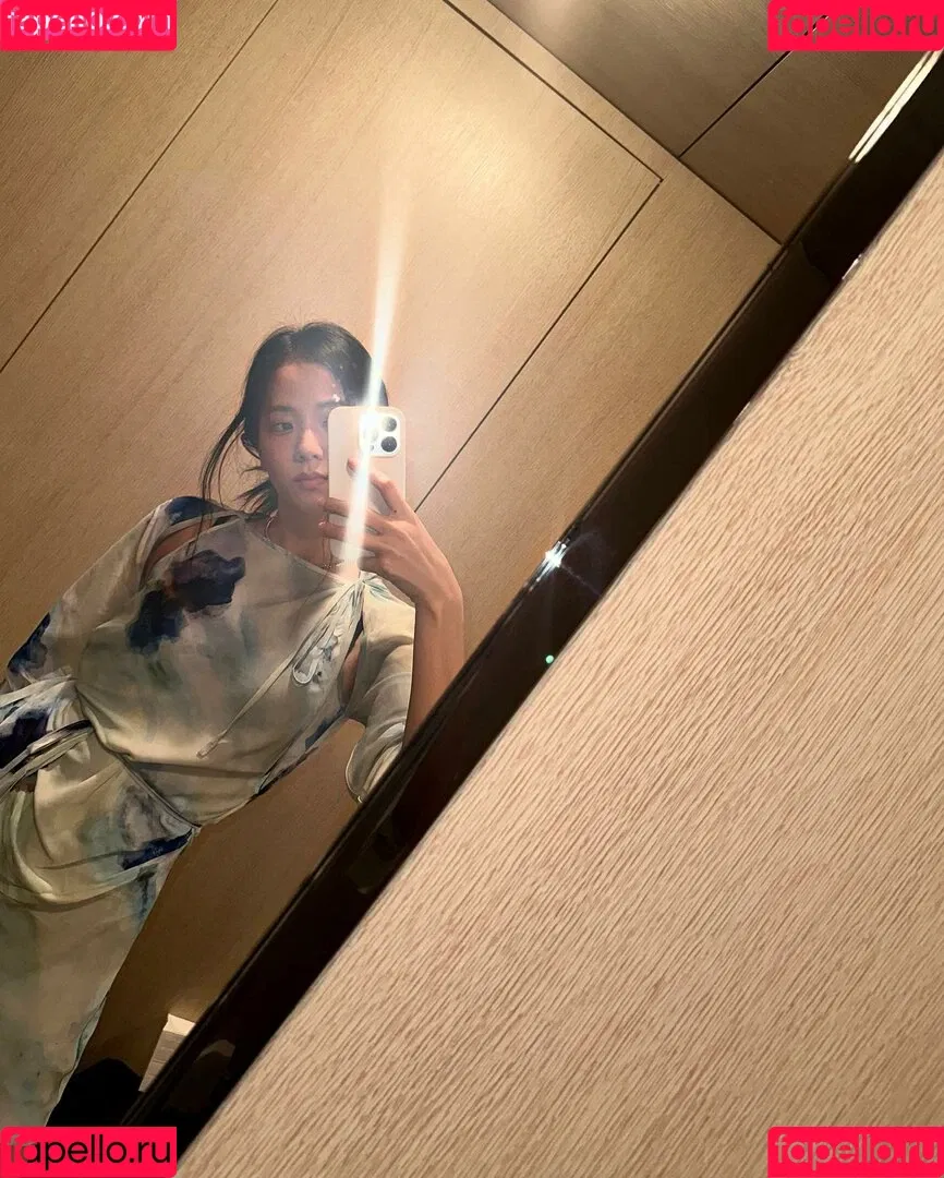 BLACKPINK / Jisoo / qenshizu / sooyaaa__ Onlyfans Photo Gallery 